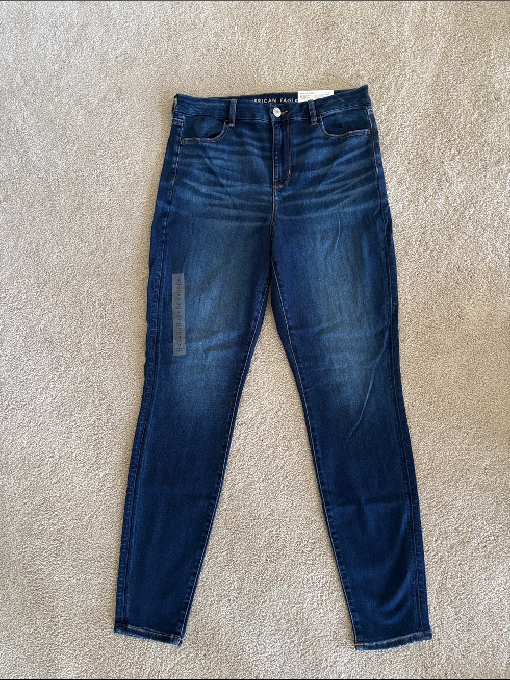 American Eagle Outfitters Women's curvy hi-rise jeggings. Size 12 x-long (31)